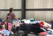 回收旧衣服怎么赚钱
:在城镇乡村回收旧衣服怎样，去哪找销路？能赚钱吗？