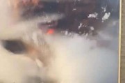 黎巴嫩很穷吗
:马克龙访问黎巴嫩时，为什么有民众说黎巴嫩是法国的儿子？