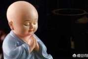 开服装店进货
:新开的服装店铺如何进货和经营？