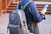 怎么查找别人手机位置
:知道别人的手机号码怎么定位？
