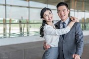 莉三万被潜视频
:给前女友3万块，自己提出分手。钱还能要过来吗？谁能给我答案？