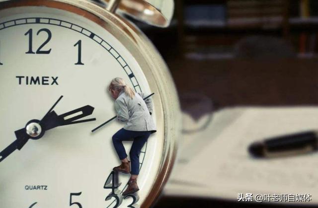 什么是自媒体怎么赚钱
:自媒体新手怎么赚钱？