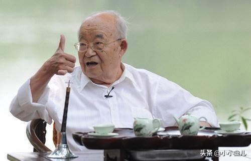 抖音怎么唱歌
:在唱歌时抖音怎么发出来？