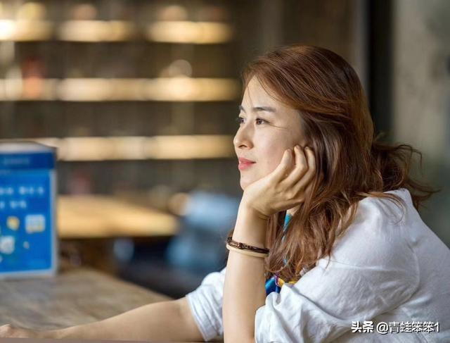 美女经济
:“美女经济”你怎么看？