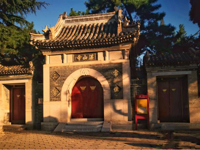 老衲是什么意思
:老和尚为什么自称老衲?衲是什么意思？