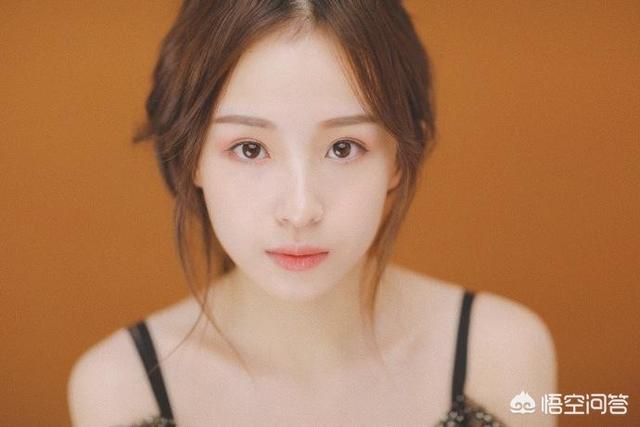 打造网红月入百万
:当主播和网红真的能月入百万吗？