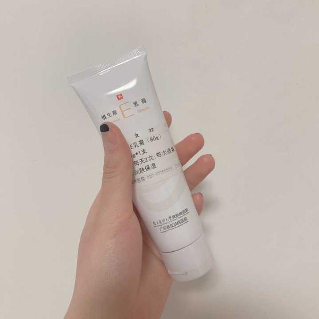 orolay
:一生值得回购的护肤品你会推荐哪款给大家？