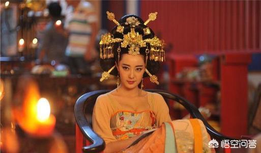 王中源
:韦皇后在和唐中宗李显流放房州的那十四年中经历了什么？