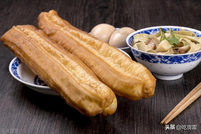小吃分类
:油炸的早餐小吃有哪些品种？