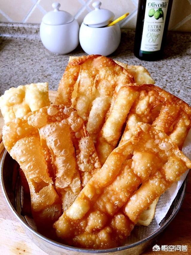 小吃分类
:油炸的早餐小吃有哪些品种？