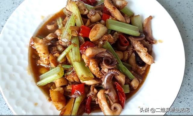 章鱼几只脚
:章鱼有几只触手，怎么做好吃？