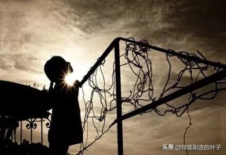 情感营销
:在这个包裹情感的时代，如何开展情感营销？