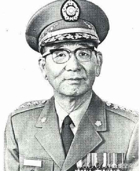 军长是什么军衔
:为什么胡琏当了那么多年师长直到18军军长才被授予少将军衔？