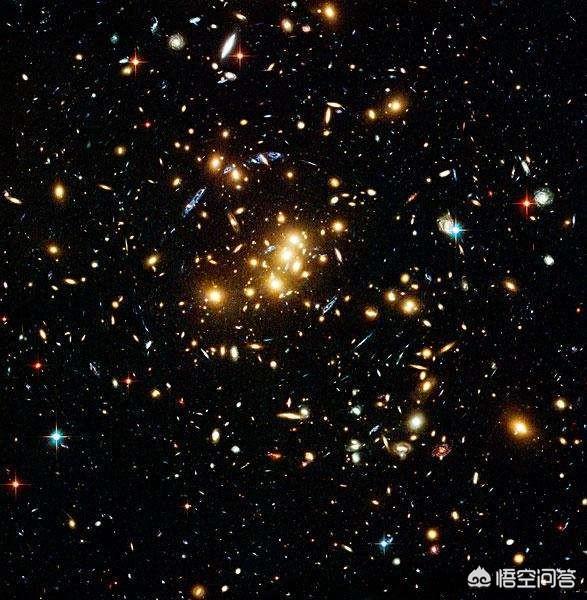 星系大小排名
:宇宙中最大的星系是哪个？