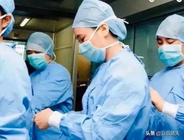 中国社交媒体
:疫情在欧洲肆虐，“感谢中国”成了社交媒体的主流，你怎么看这个问题？
