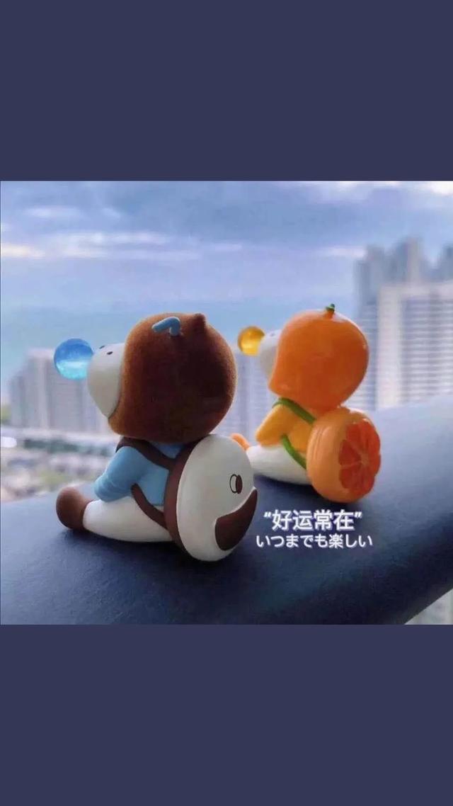 翡翠文案
:手机屏保文案，有什么好句子推荐？