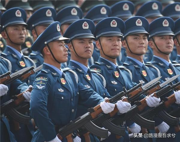 什么是民兵
:我国还有没有民兵组织？预备役部队和当年的民兵组织是什么关系？
