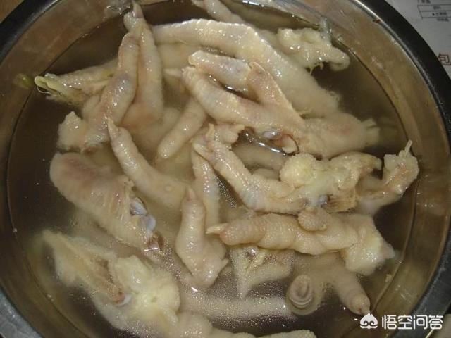 网红鸡爪做法
:网红凤爪怎么做？