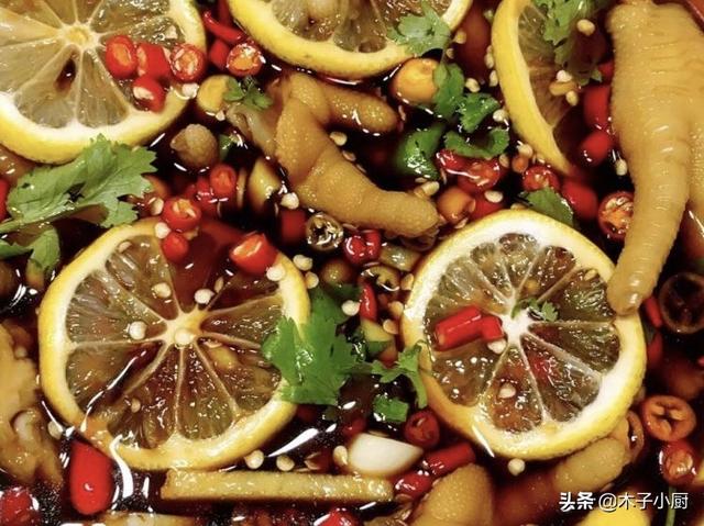 柠檬鸡爪正宗制作方法
:正宗柠檬鸡爪的配方比例？