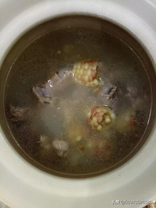 清炖排骨怎么做最好吃
:清炖排骨怎么做好吃？鸡叉骨腌料配方是什么？