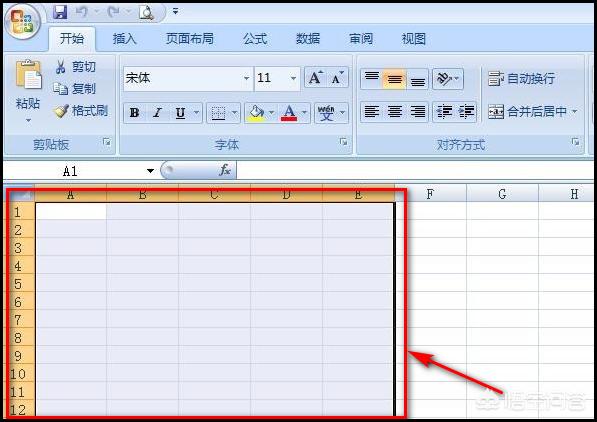 电脑上怎么做表格视频教程
:如何在电脑上制作简单表格？