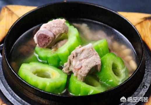 苦瓜怎么炒好吃又不苦
:苦瓜怎么做才能不苦又好吃？还有除了爆炒之外的其他做法吗？