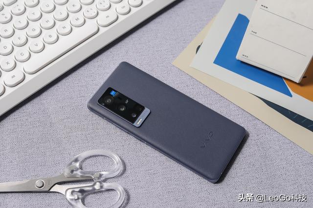2021年十大最佳拍照手机排名
:拍照最强的是哪个手机？