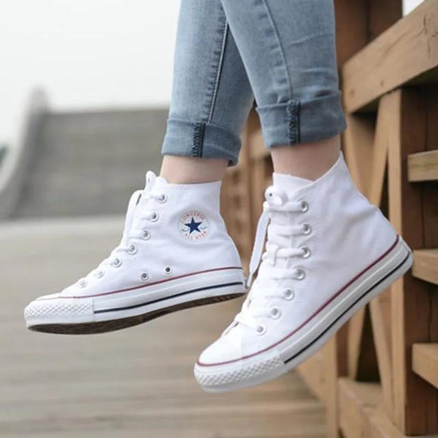 女鞋文案
:关于帆布鞋的文案？