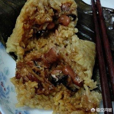 粽子的配料有哪些
:粽子放哪些配料更加好吃？