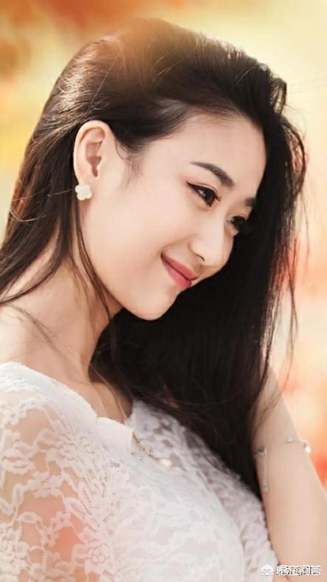 写给春天的一封信
:给自己的2019年寄一封信，你会对2019年说什么？