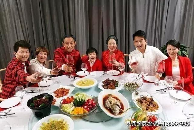 饺子文化
:农村俗语：出门饺子进门面。是传统文化还是地方风俗？