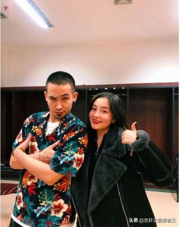 笑果文化4个创始人
:网曝卡姆吸毒被捕，笑果文化艺人接连出事引人遐想，你怎么看？
