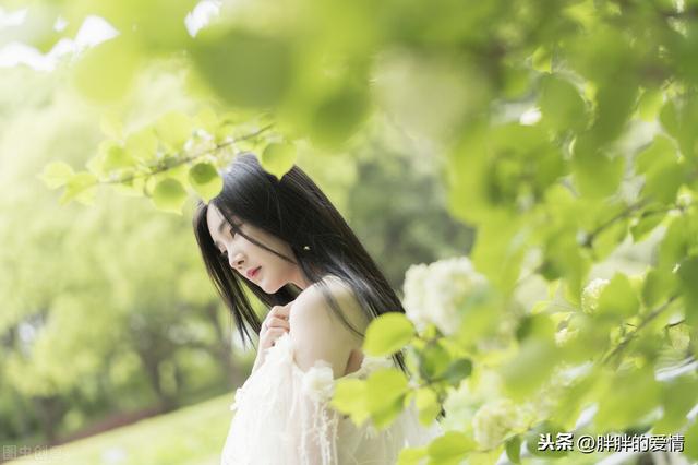 朋友圈广告文案
:有哪些适合在朋友圈发的文案？表达生活美好的？