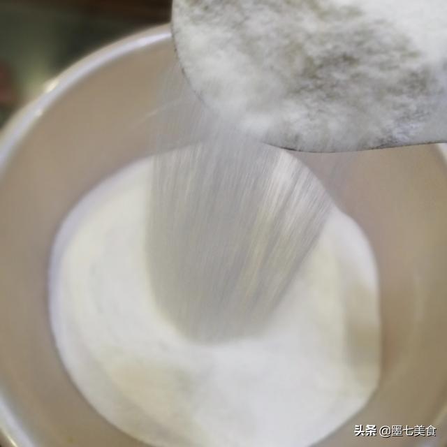 粘米粉在超市叫什么
:粘米粉和大米粉一样吗？