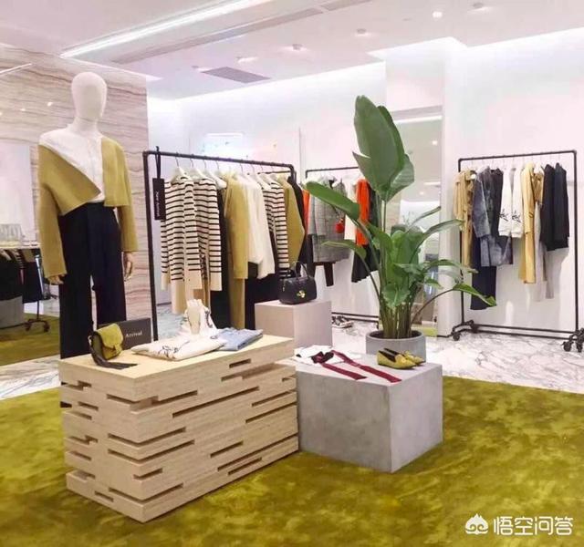 开家服装店
:自己想开一个服装店，有什么好的建议吗，需要考虑哪些问题？