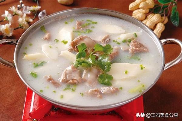 血滴子是什么
:炖肉的白沫是脏东西吗，还是血水？能不能吃？
