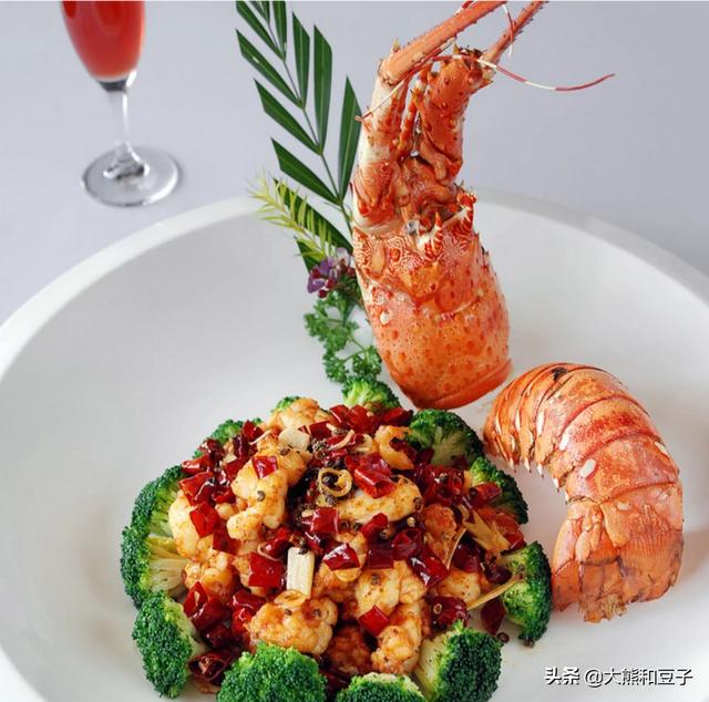 新品上市流程
:餐饮的“新品”如何成为“爆品”？