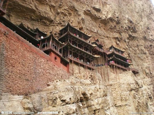 泰山海拔
:泰山在五岳中最高最险吗？海拔高度度是多少？