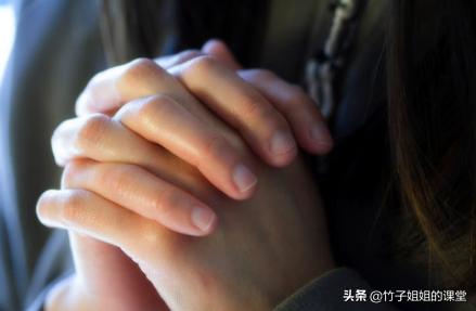 网赚创业网
:如何利用自媒体创业？