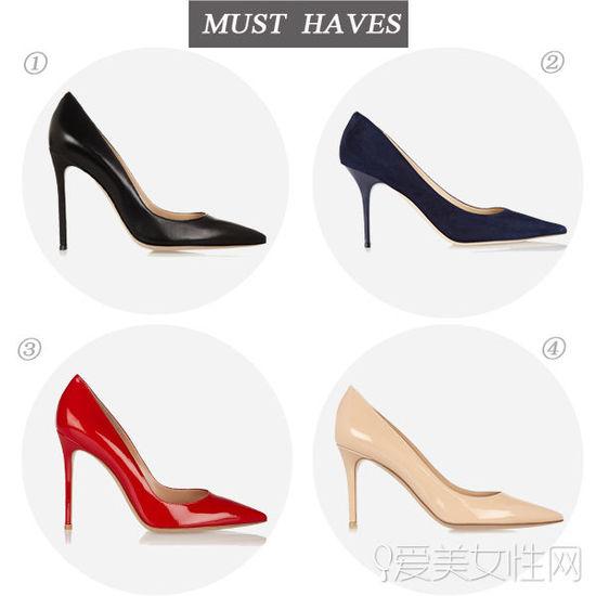牛仔阔腿裤
:阔腿牛仔裤搭配什么鞋子好看？