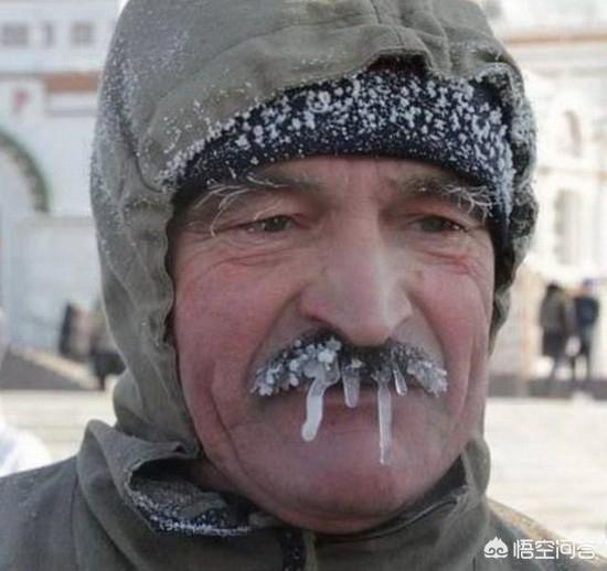 moncler是什么牌子
:世界顶级的奢侈羽绒服品牌有哪些？