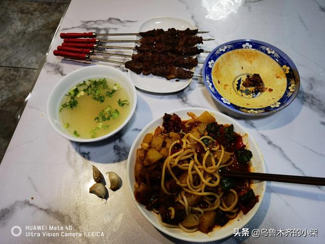 小投资赚大钱
:有没有在新疆的朋友？新疆哪些地方投资小生意好赚钱？