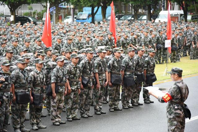 预备役是什么意思
:退伍以后还要继续服预备役，预备役是什么意思呢？