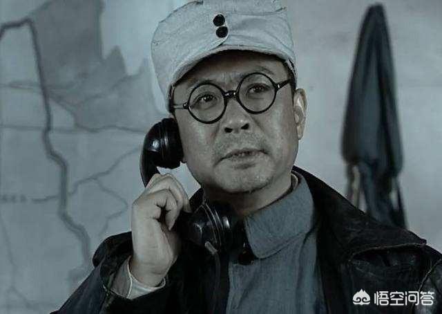 带兵打仗
:为什么电视剧里打仗时是团长带兵打仗？