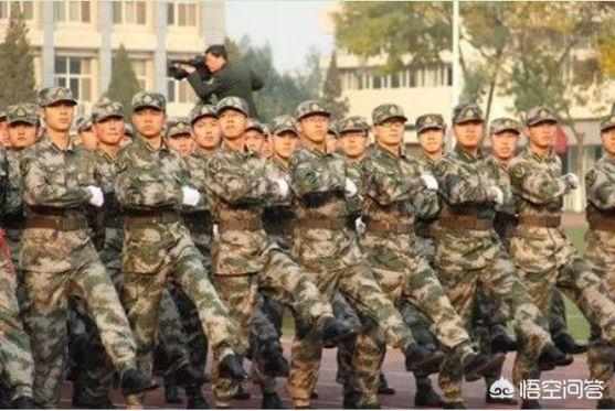 二级士官
:一期士官转二期士官好转吗？