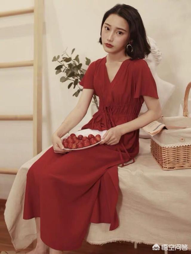 服装购物网站
:京东，淘宝，拼多多，买衣服目前为止你用过最满意的app是哪个？为什么？