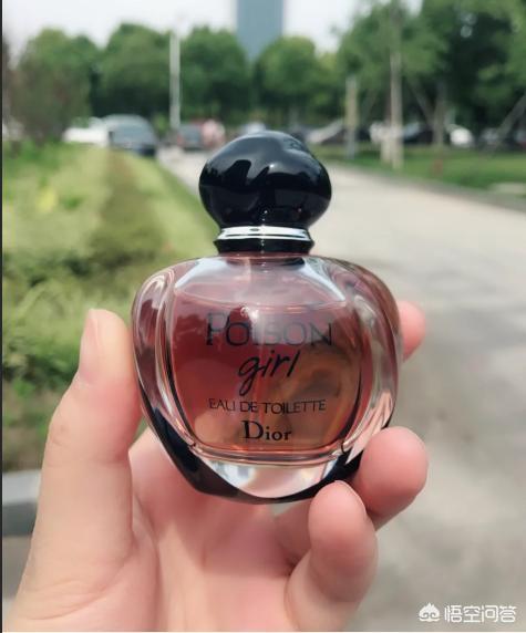 迪奥真我香水价格
:迪奥的香水，哪的种味道比较好闻？