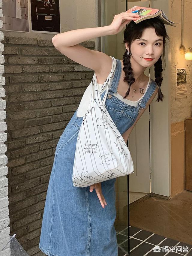 时尚服装品牌
:你穿过哪些平民价格却有大牌质感的时尚品牌衣服？