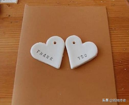 感谢卡
:感恩卡制作图解？