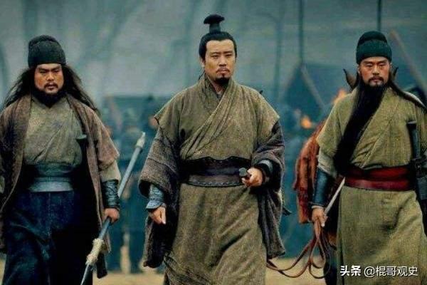 上将是什么级别
:古代什么级别的武官称的上是将军，相当于现在军队的什么级别？